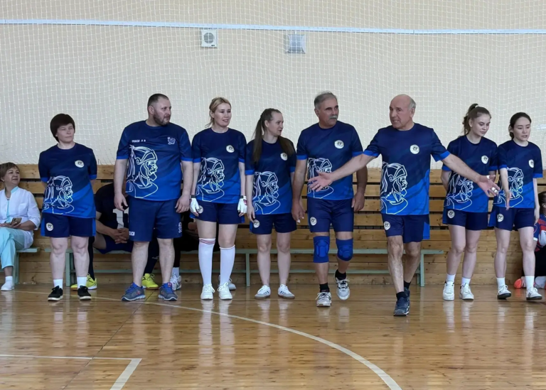    В оренбургском Доме детства прошёл волейбольный турнир Антон Пичурин