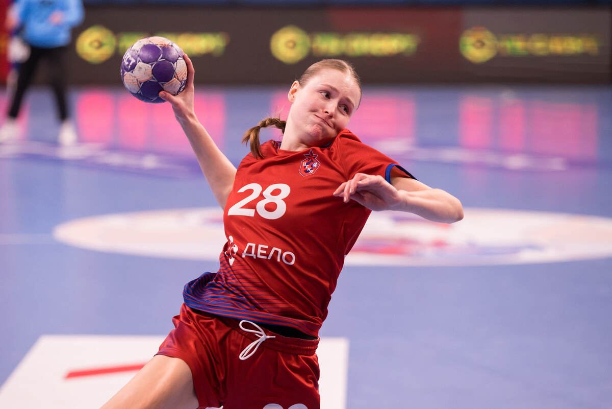    Елена Михайличенко