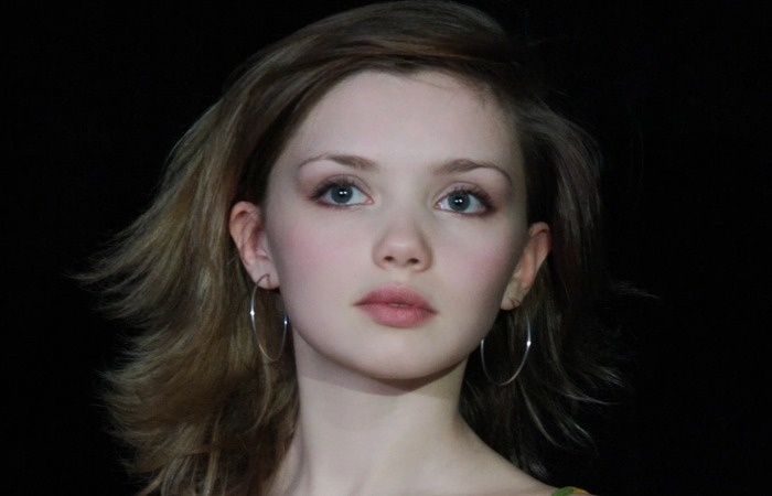    Ольга Кузьмина в юности.