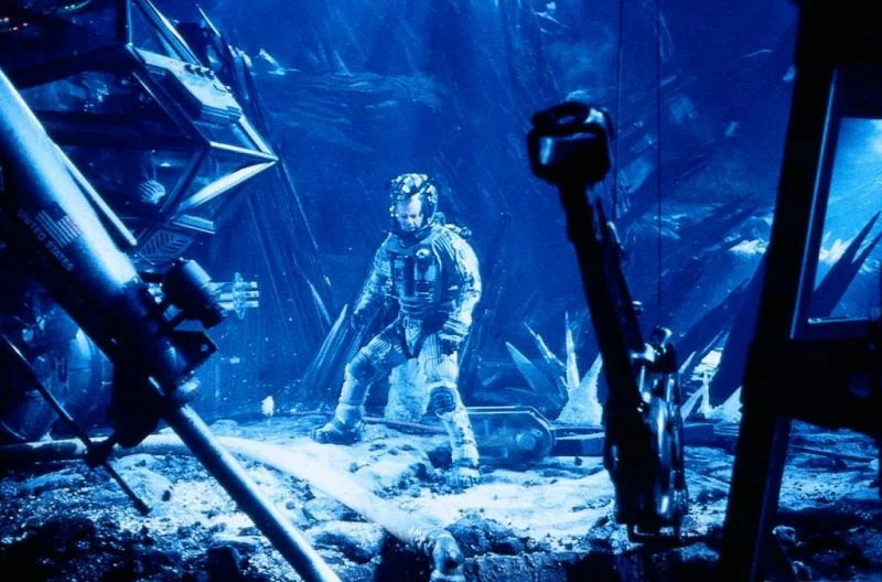 Физику тут куда только не посылали...