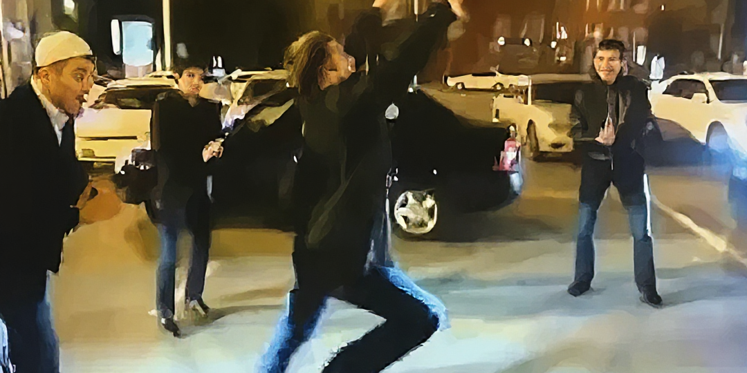 «Город наш! И земля наша!»: жители ошеломлены ночными танцами и звуками моторов в час ночи