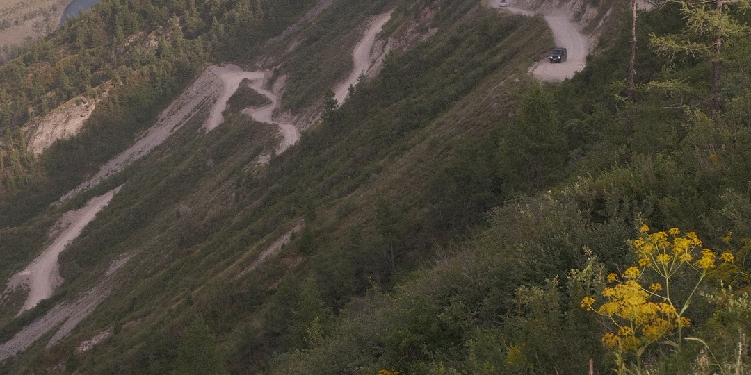 Кату-Ярык на машине: как добраться до смотровой площадки и не пожалеть об этом