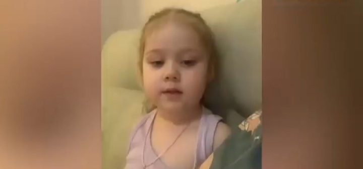 ОНИ ВСЕ УБИТЫ- ЗАКРИЧАЛА В ТРУБКУ ЕГО МАМА. ОН УБИЛ НОЖОМ ВСЮ СЕМЬЮ- ЛИЗУ, МИЛАНУ И АМИНУ.