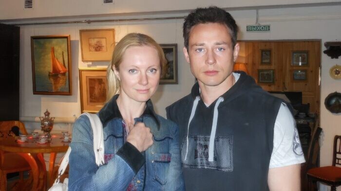 Оксана Рожок - третья жена Дмитрия Исаева.