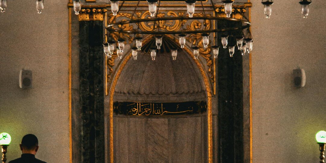 Умный не наступает на одни грабли дважды. Хадис о том, почему верующий — умный