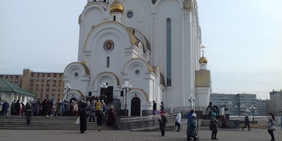 Красноярцы отметили вербное воскресенье