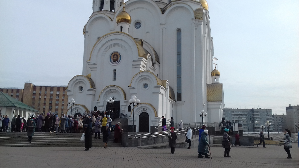 Храм Рождества Христова в городе Красноярцы.Фото автора.