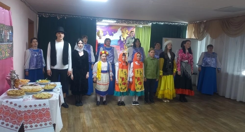 В Барабо-Юдинском КДЦ прошел концерт «Моё село — России маленький осколок»