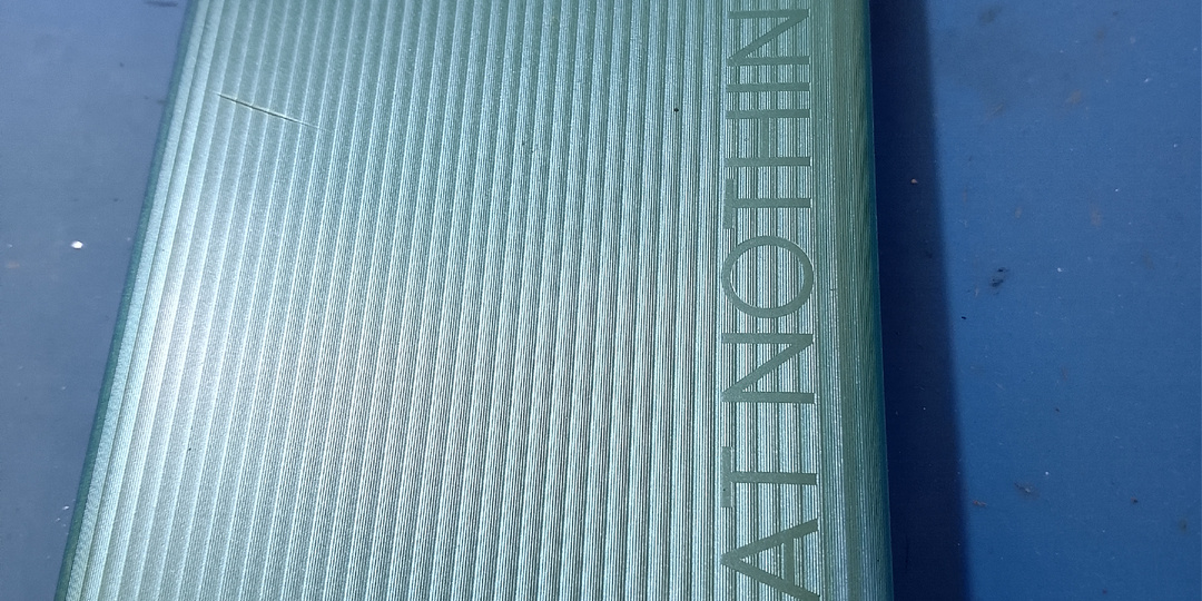 Очередной смартфон не заряжается.