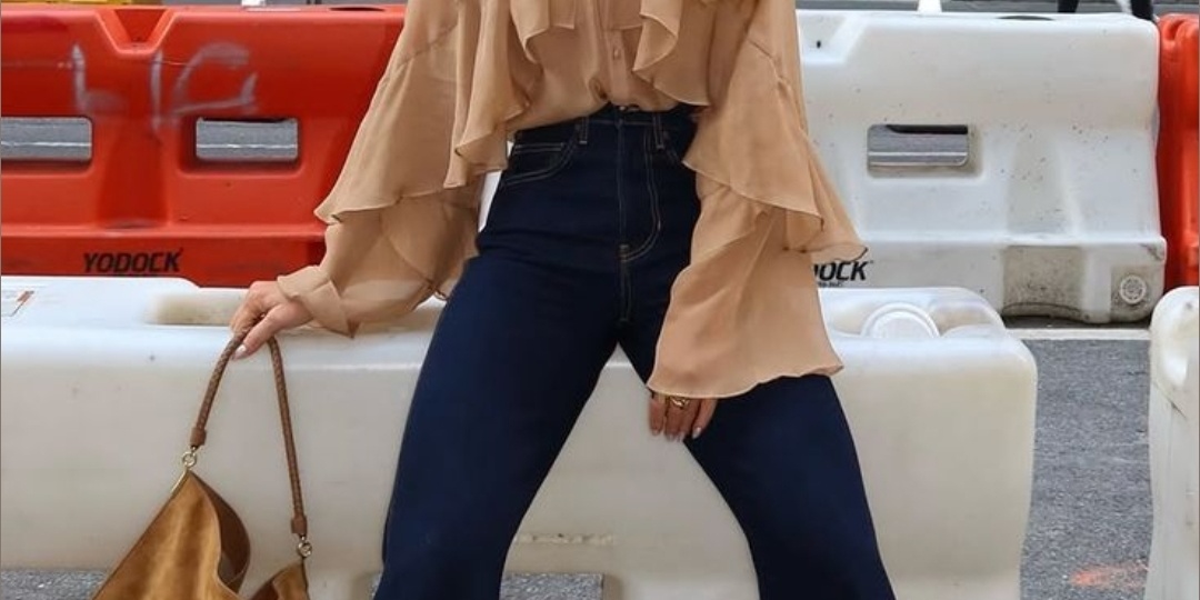 Топ-10 модных блуз на весну 2026: самые актуальные модели сезона