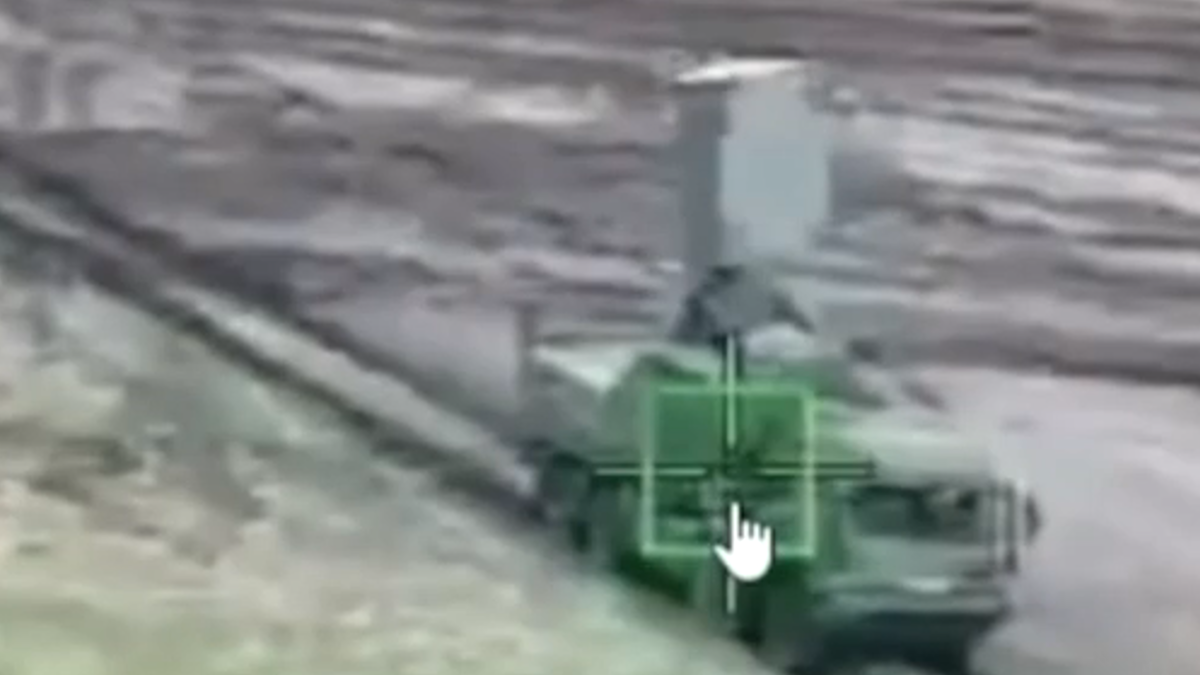 Удар дрона Герань-2 в РЛС TRML-4D комплекса ПВО IRIS-Т Украины