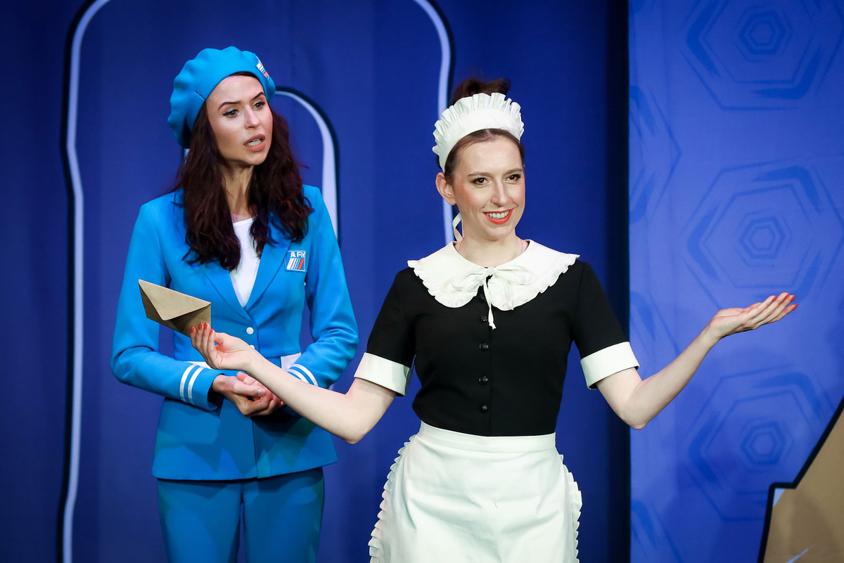 Спектакль "Боинг-Боинг" в Москве 18 апреля 2026 года.