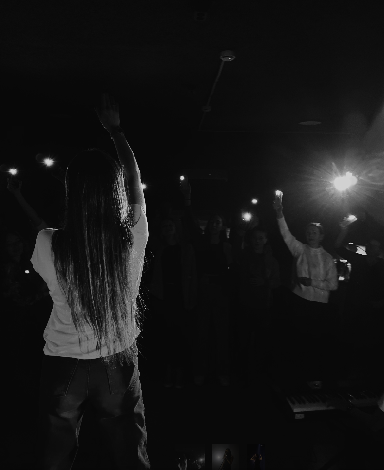 Певица, автор песен GERDA