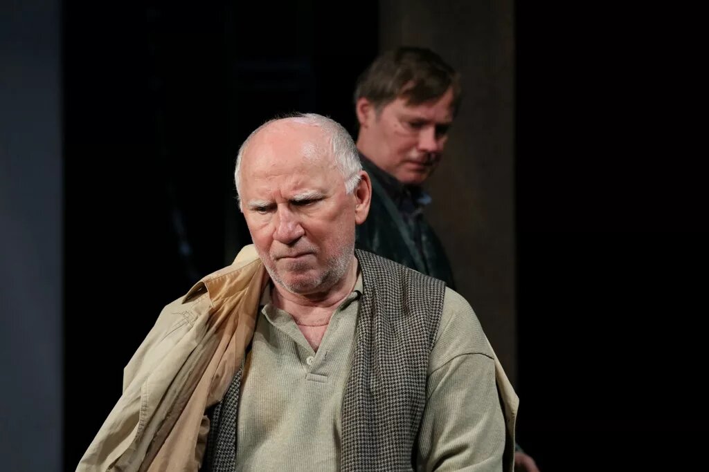 Спектакль "Вариации тайны" (Камерный детектив о мистификациях и любви) в Москве 19 апреля 2026 года.