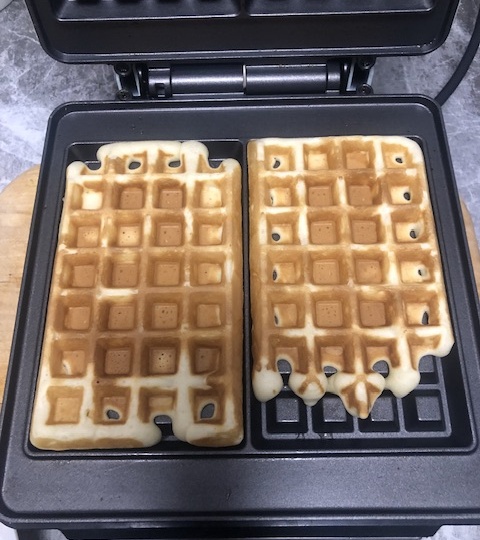 Дни летят- Апрель только начался  и уже шестое число))))