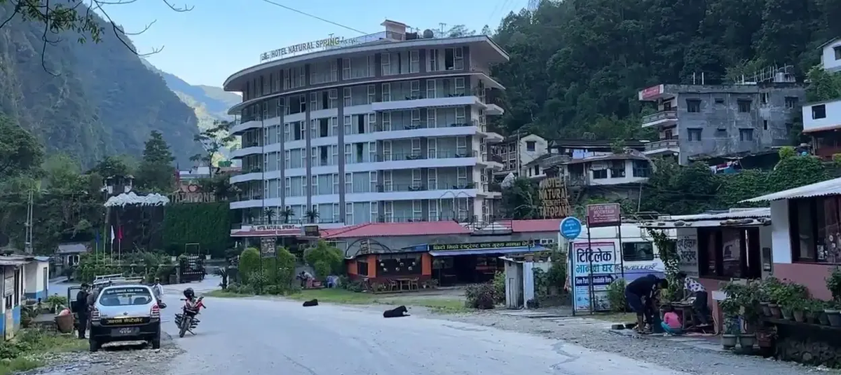 Деревня Татопани. Фото: Bipin Thapa Magar