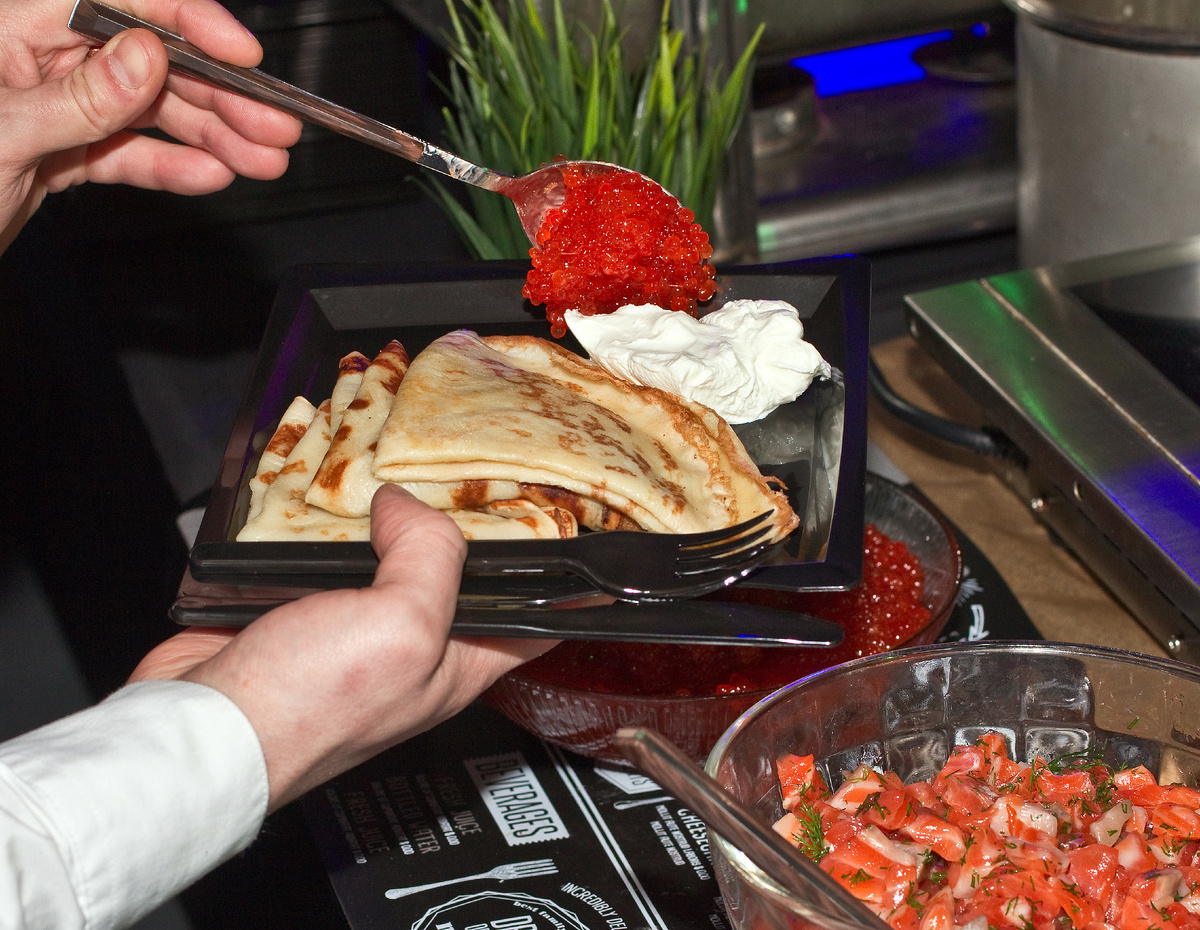 Блинная станция Товарищ Полковник в работе.