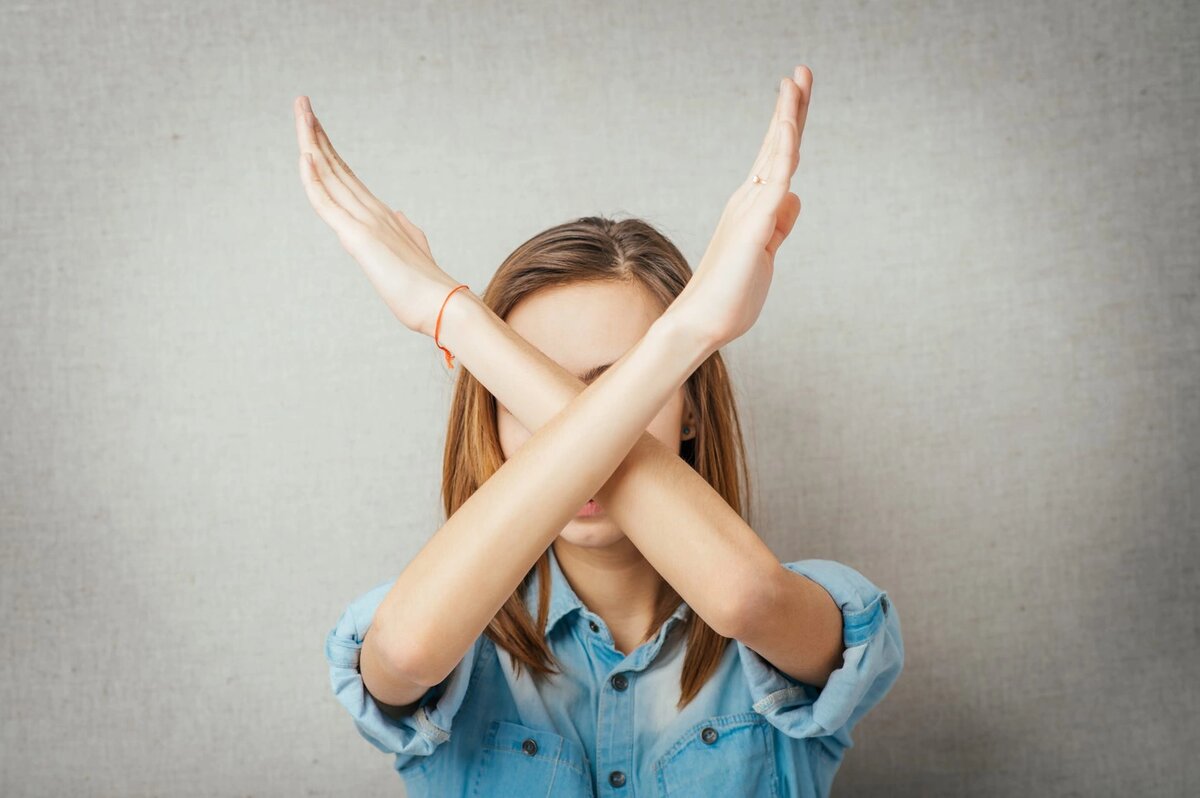 "Вы ведете себя с мужчинами так же, как со мной?": как психотерапия помогла выявить причину ее одиночества