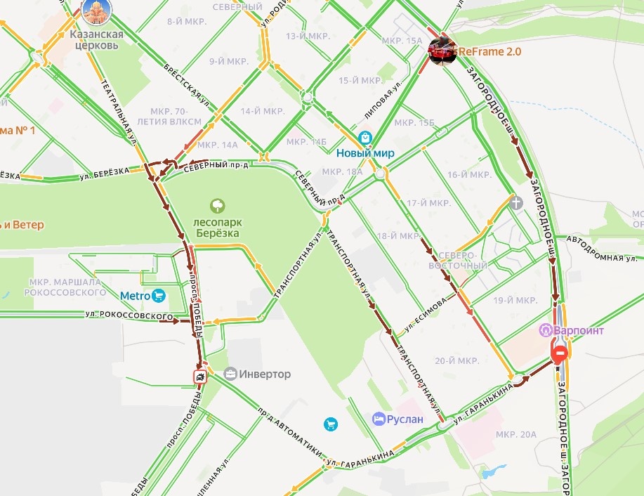   В Оренбурге встал в пробке сегодня утром проспект Победы