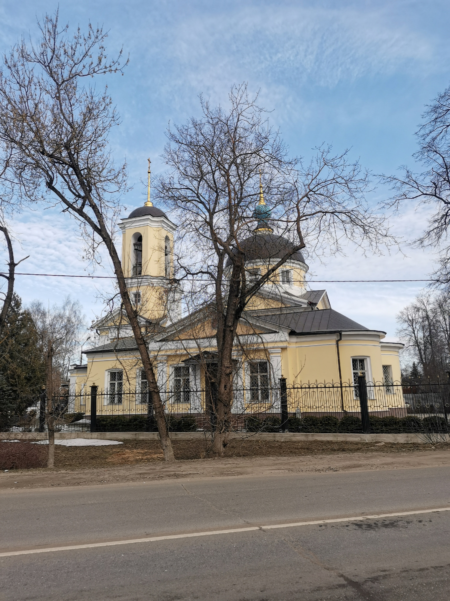 Храм святых бессребреников Космы и Дамиана