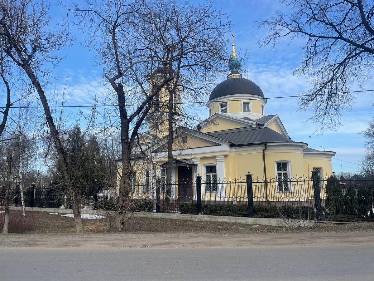Храм святых бессребреников Космы и Дамиана