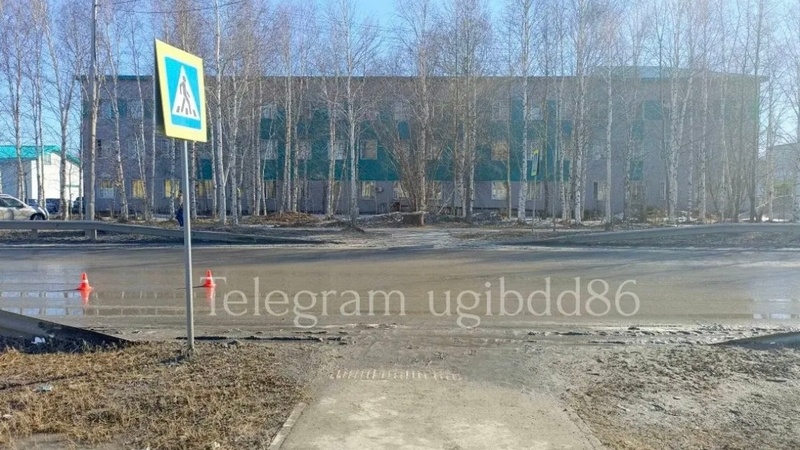    В Сургуте «Тойота» сбила электросамокат, водитель которого не спешился