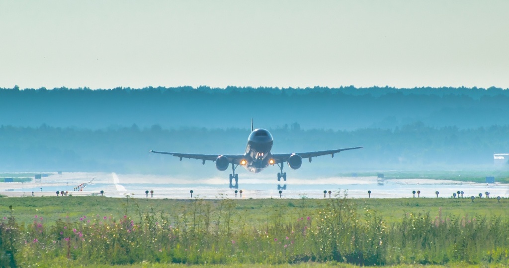 Общий балкон на аэродроме