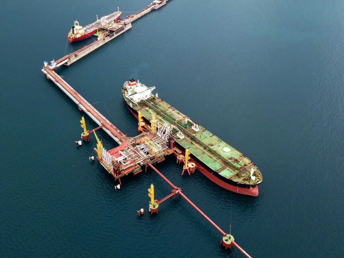    Нефтяной терминал© РИА Новости . Виталий Тимкив