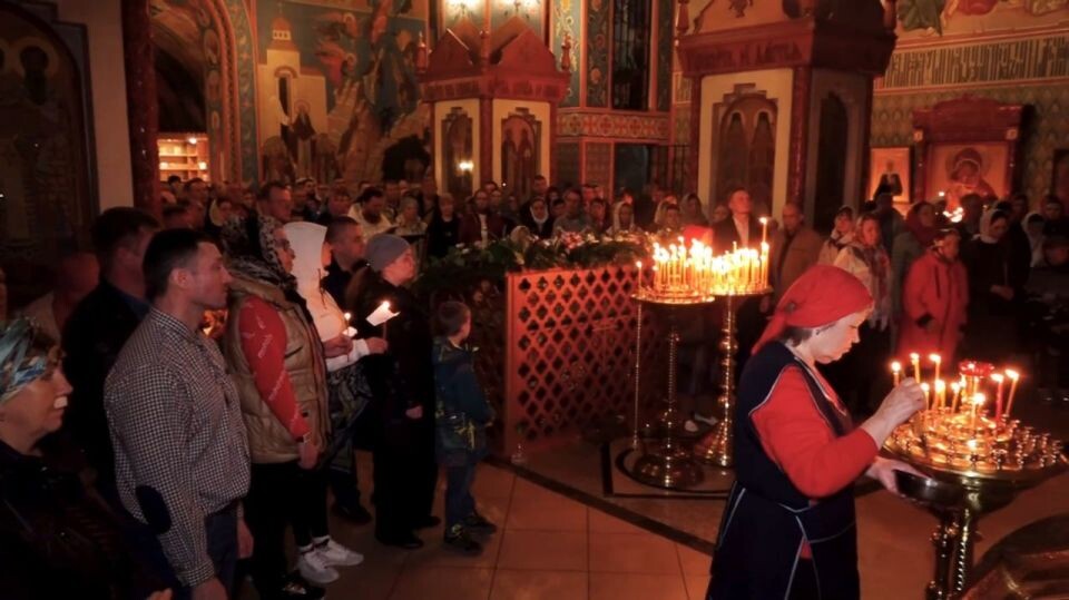    Пасха. Пасхальная служба. Источник: Толк