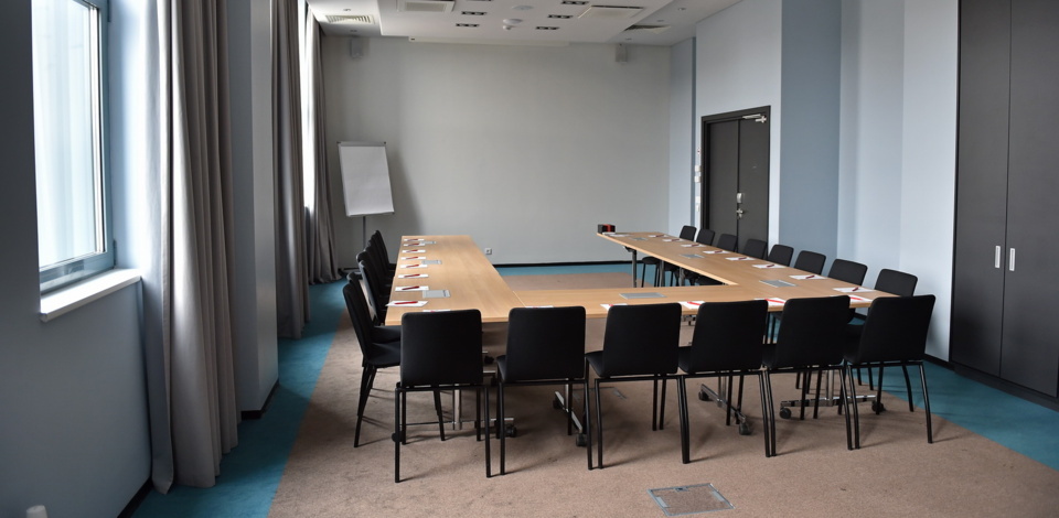     Город передал нежилые помещения в пользование благотворительной организации