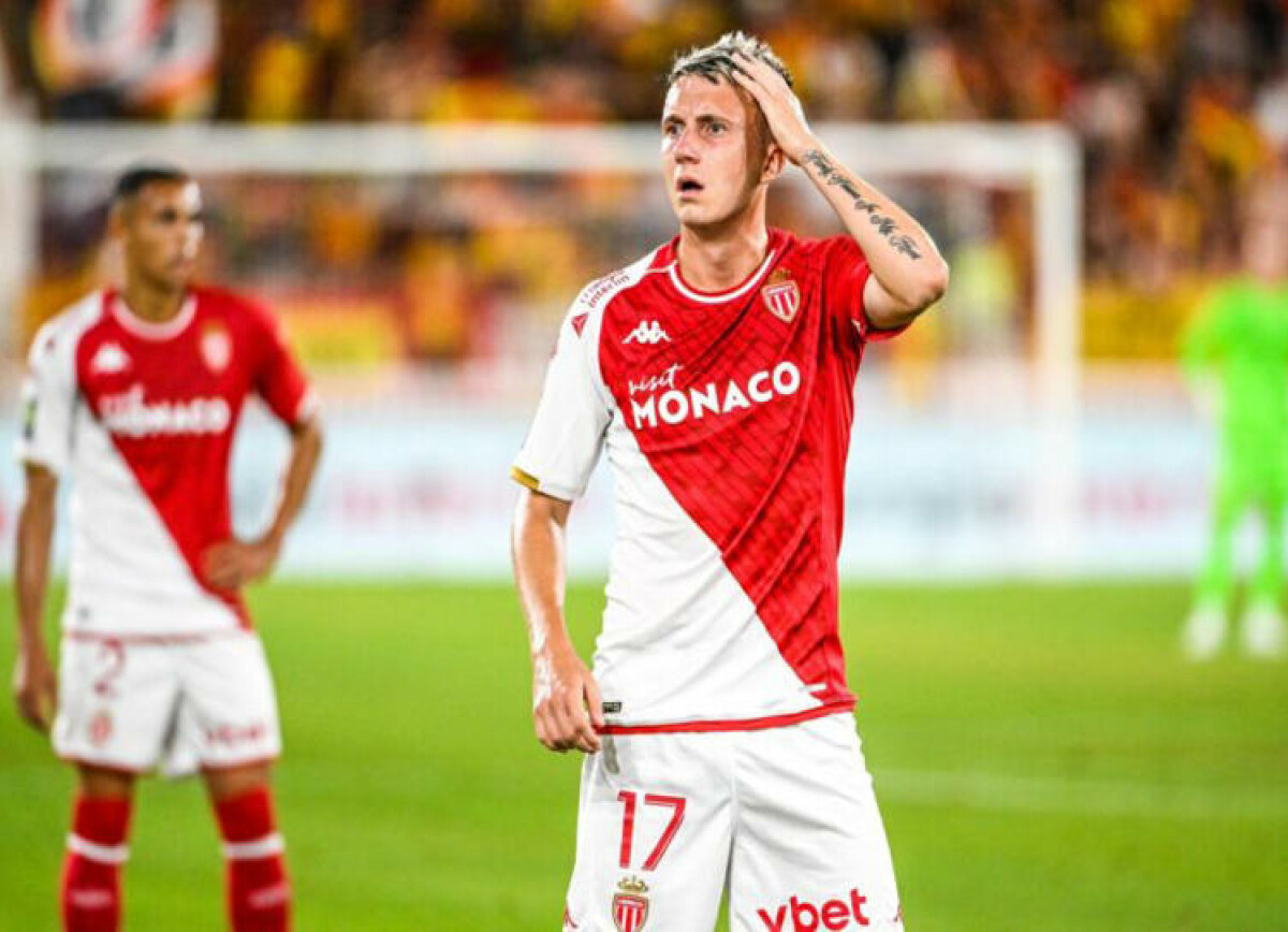     Во Франции вспыхнул спор после слов Головина о судействе: он прав, но перегнул