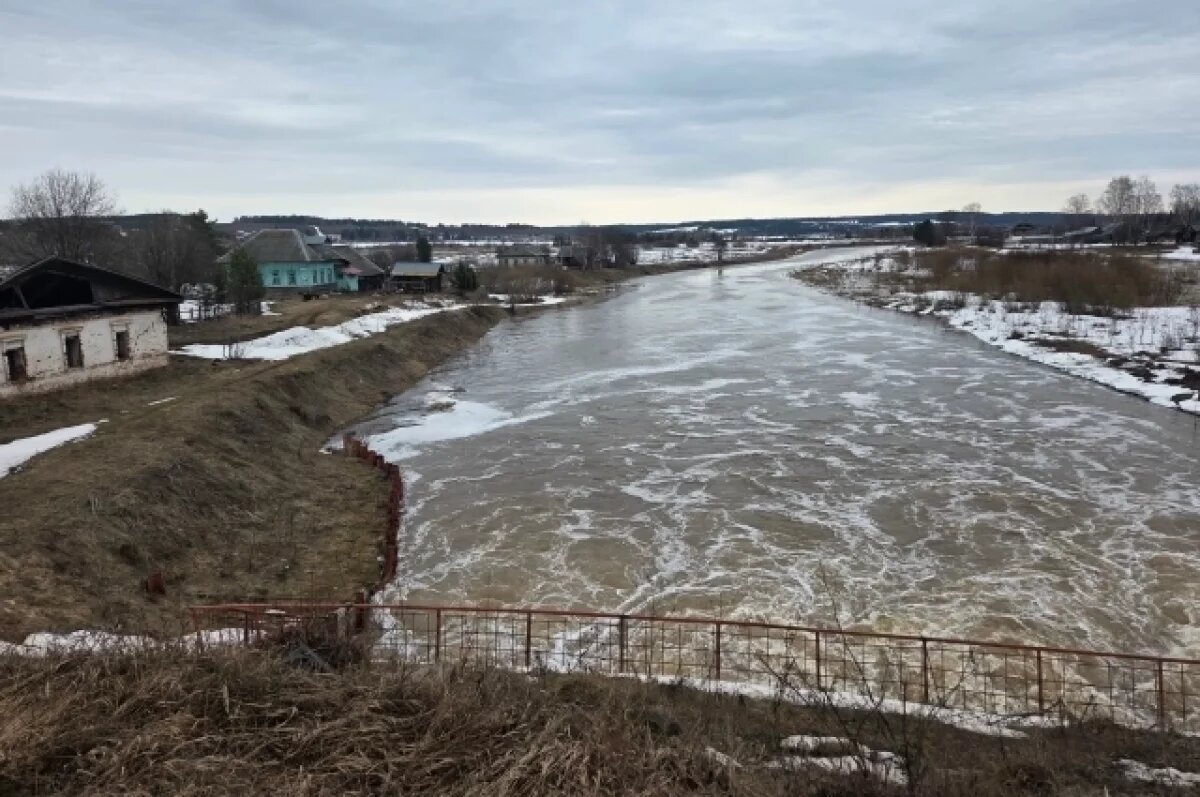    В Пермском крае река Обва вышла из берегов