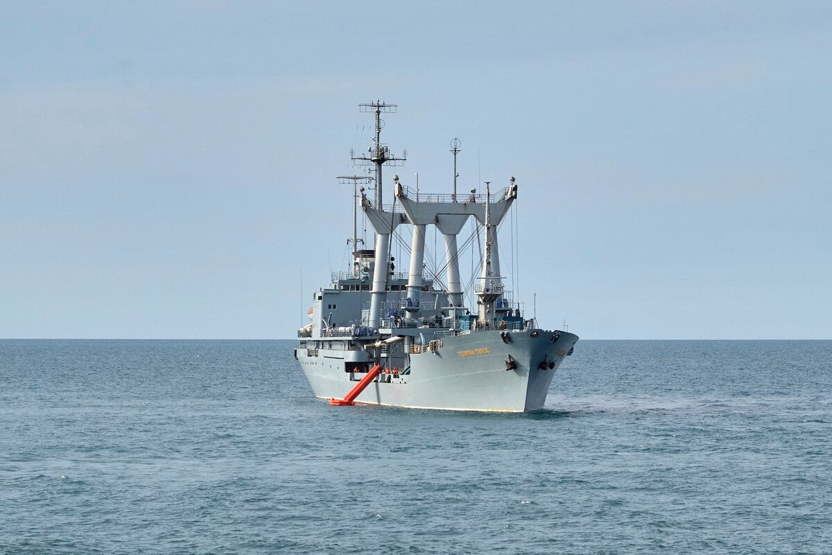     Спасательное судно «Георгий Титов»