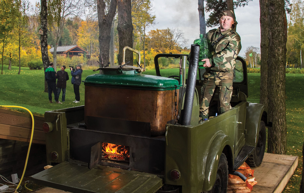     Партия лунного сияния