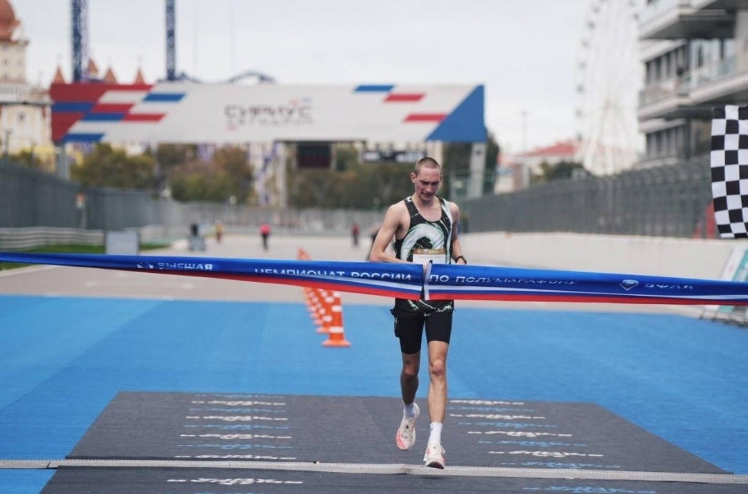    Сергей Шаров полностью оправдал свой первый стартовый номер