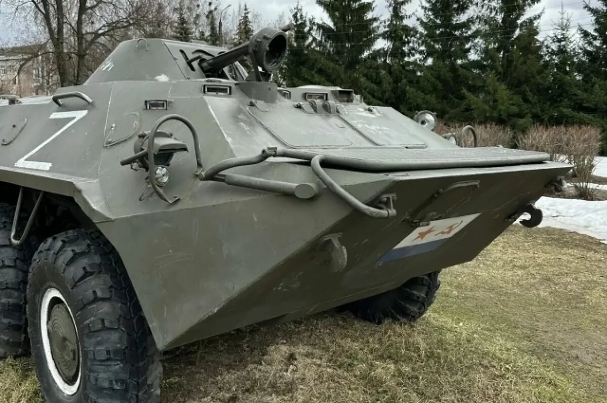    Юные вандалы испортили памятник с боевой машиной в Городце