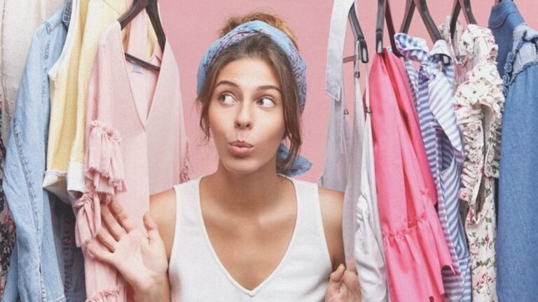    Иллюстрация к материалу: Психолог: как яркие детали в одежде помогут родителям справиться со стрессом