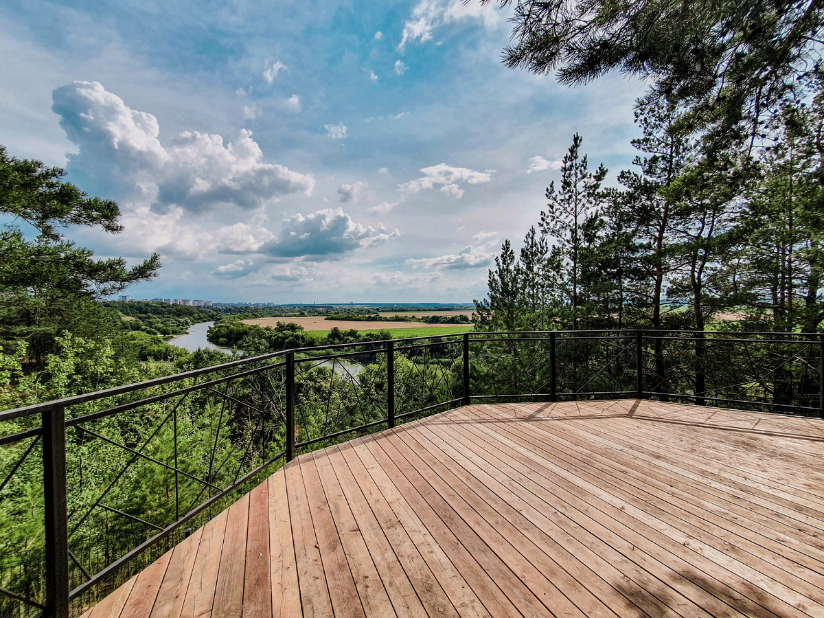 Смотровая площадка в клубном посёлке таунхаусов «Панорама»