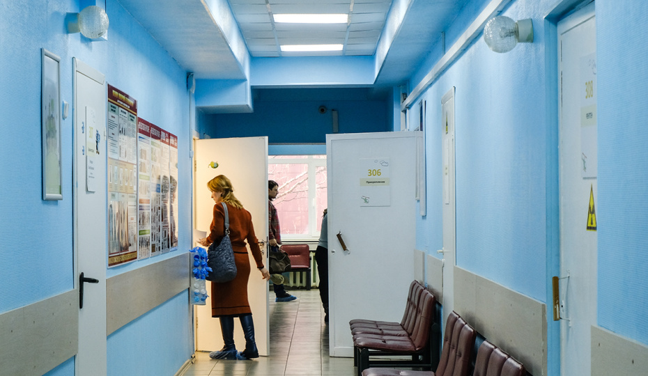 Два врача на 12 участков: в Иркутске местная жительница пожаловалась на дефицит специалистов в поликлинике