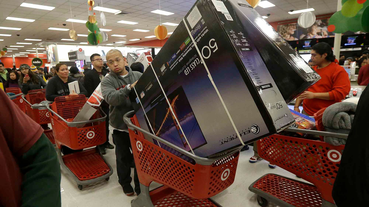 Покупать сейчас или переплатить потом: почему тянуть с крупными тратами уже рискованно