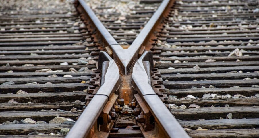 Ключевые железнодорожные узлы России: их перерабатывающая роль и влияние на логистику