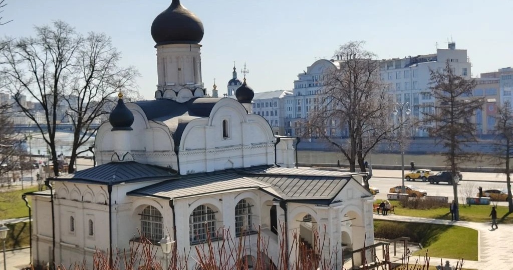 Церковь Зачатия праведной Анны, что на Углу. Древняя свидетельница из парка "Зарядье"