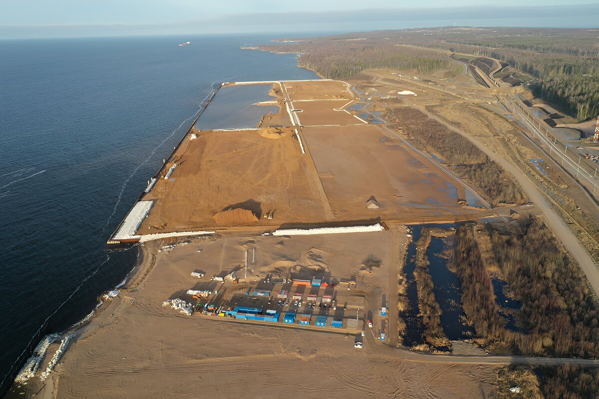     Порт Усть-Луга