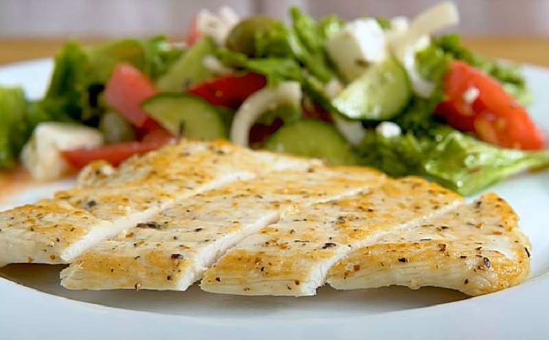 Идеальный стейк из индейки: развенчиваем мифы и учимся готовить быстро и сочно