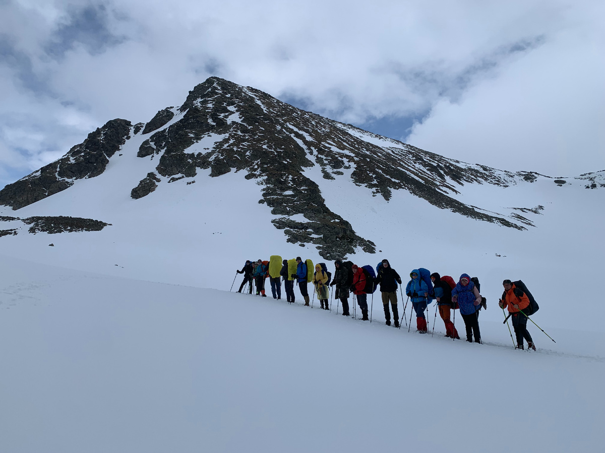 Поход на перевал Айюлю в мае