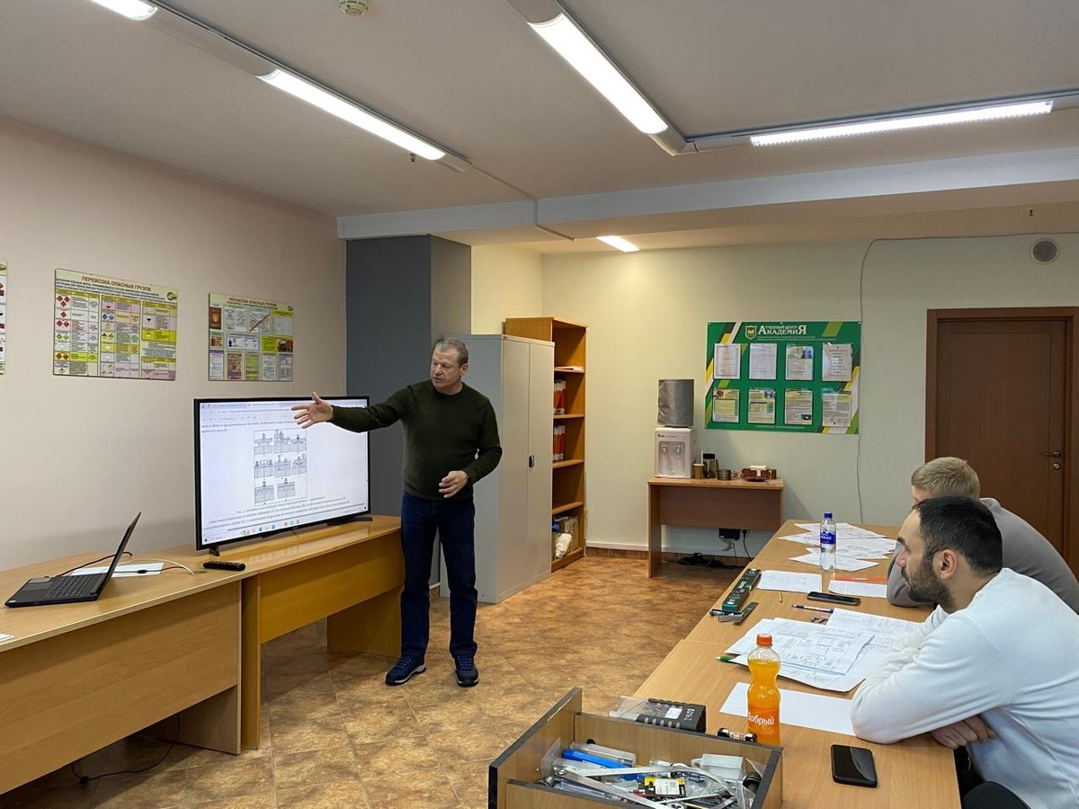 Учебный класс в компании «100 Тонн»