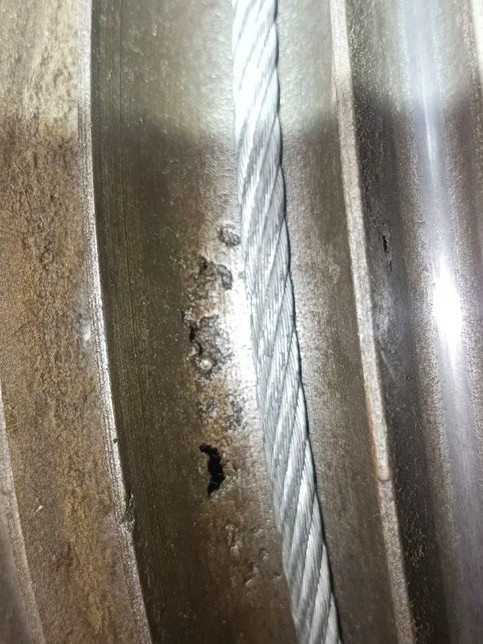 изношенный обводной блок