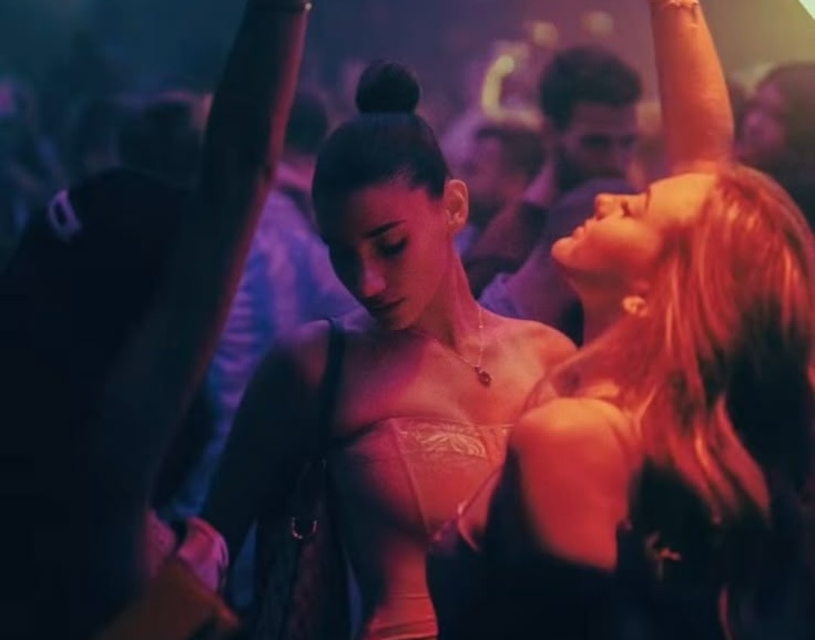 Клубная хостес