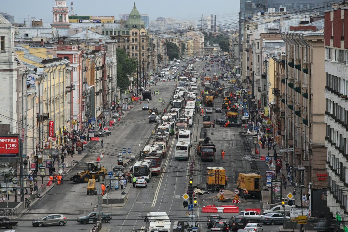 Автор фото: Антон Ваганов / "ДП". Пробка на Лиговском проспекте в Петербурге.