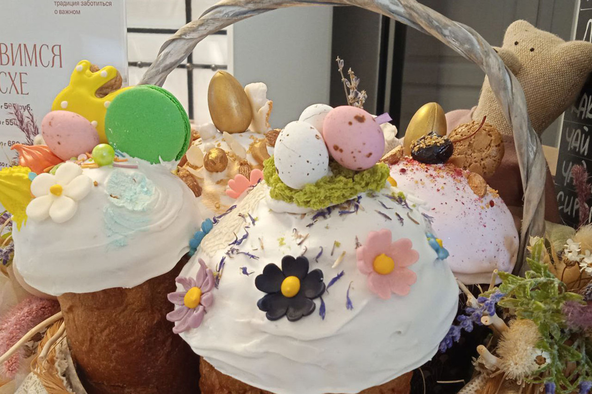 При выборе куличей важно смотреть на упаковку.  Фото: ФедералПресс / Нина Калинина